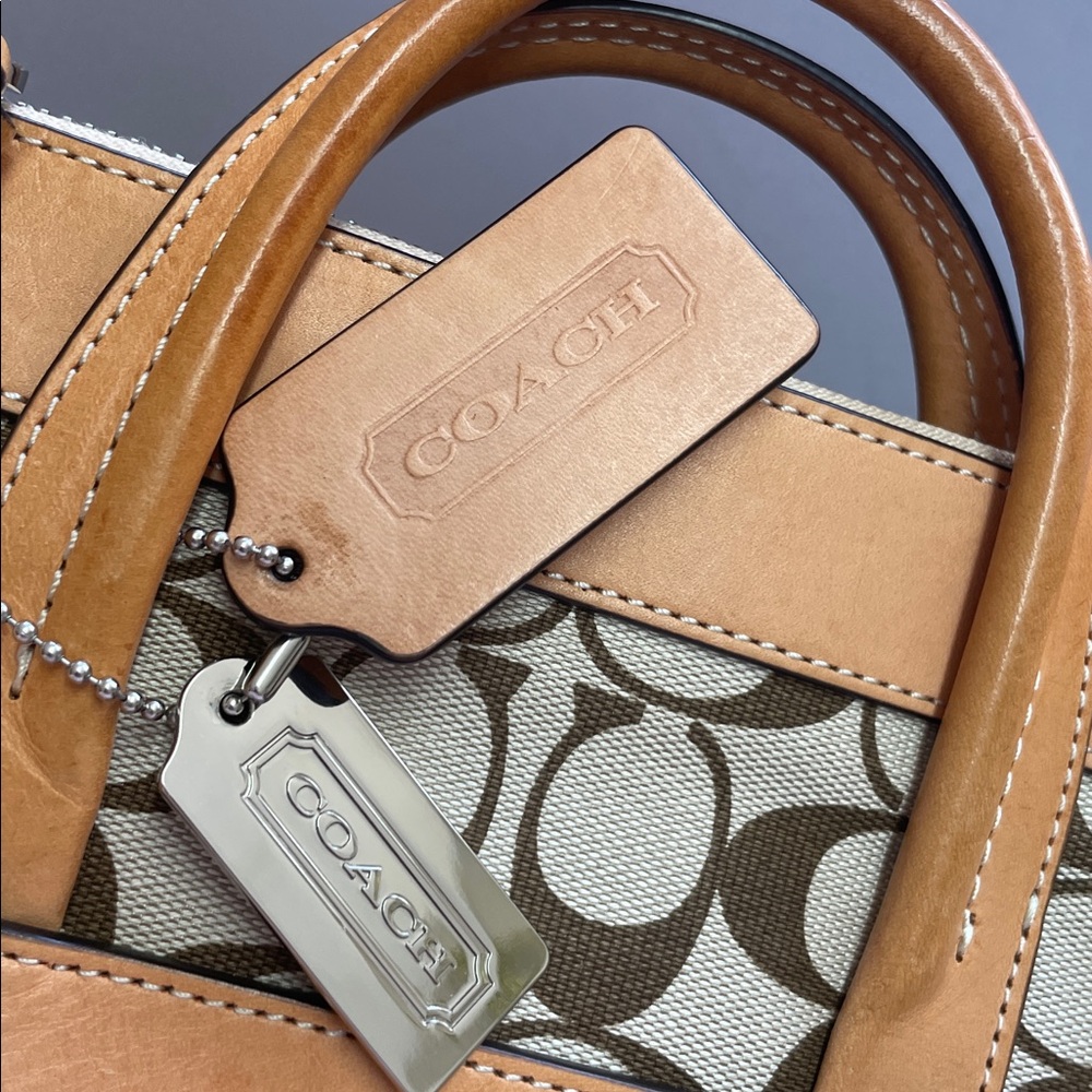 Coach Mini Bleeker ‘Riley’ Signature Carryall - Picture 12 of 17
